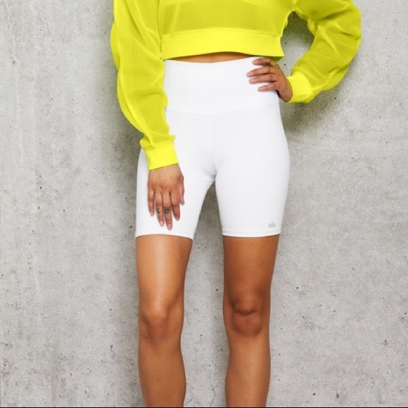 ALO Yoga Pants - Alo yoga shorts